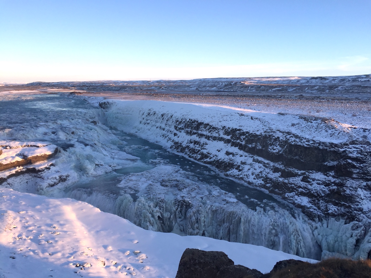 48-hour travel guide to Iceland #iceland #visiticeland #icelandtravelguide #48hoursiniceland #icelandairstopover #quickicelandtour #icelandin48hours #icelandmustsees #icelandideas #whattoseeiniceland