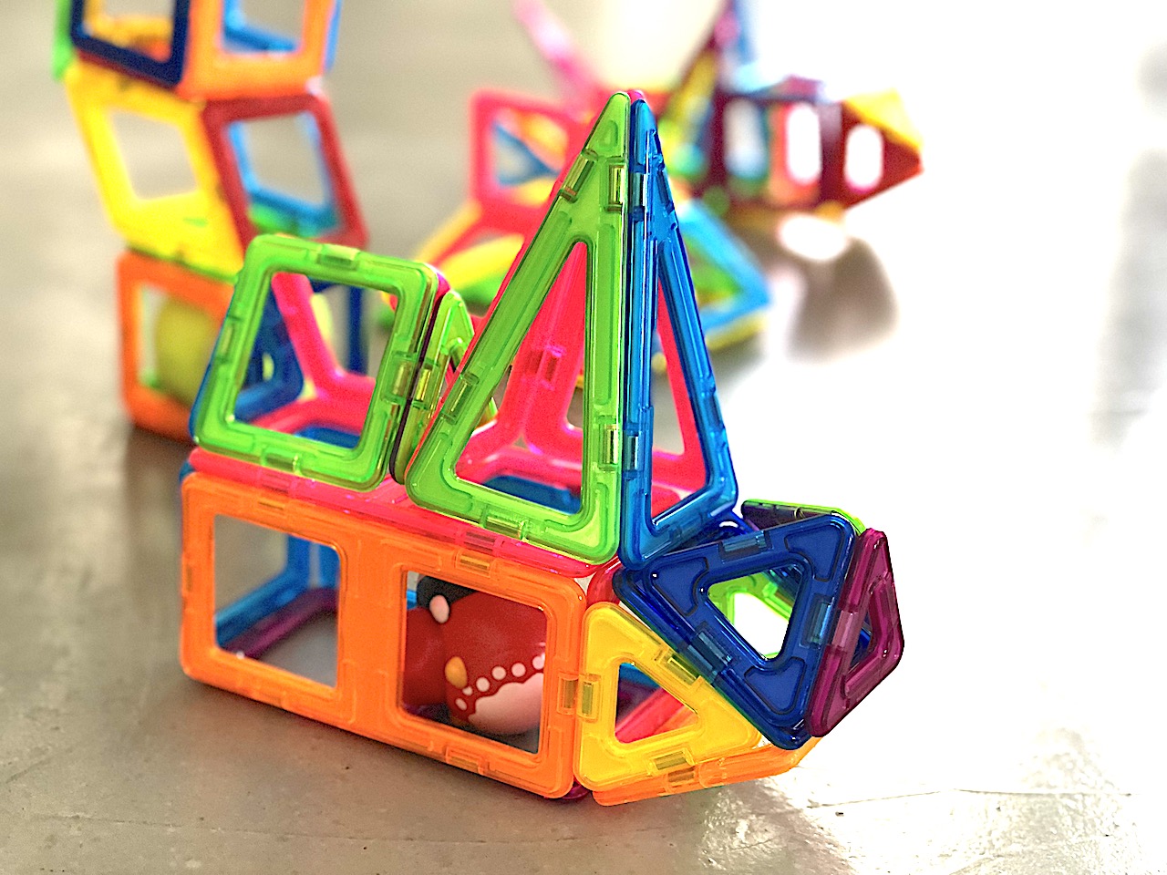 Magformers - Best STEM toy for children of all ages #Magformers #STEM #STEMToys #BestToy #AwardWinning