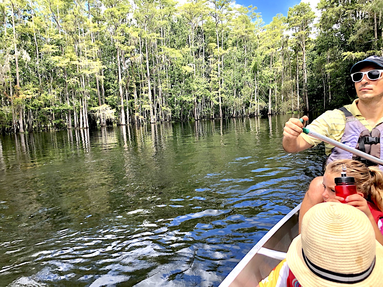 Canoeing in Orlando at Shingle Creek Regional Park #Orlando #Orlandowithkids #CanoeingOrlando #VisitOrlando #VisitKissimmee #OrlandowithKids #NatureOrlando #FamilyTravel