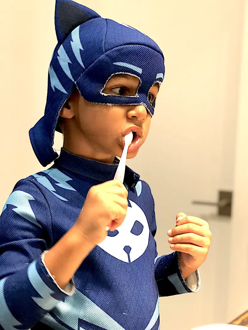 Keep your super-hero's teeth clean this Halloween with Dr. Plotka Toothbrushes #oralcare #drplotka #kidstoothbrushes #dentalcare #halloween #cleanteeth #besttoothbrushes 