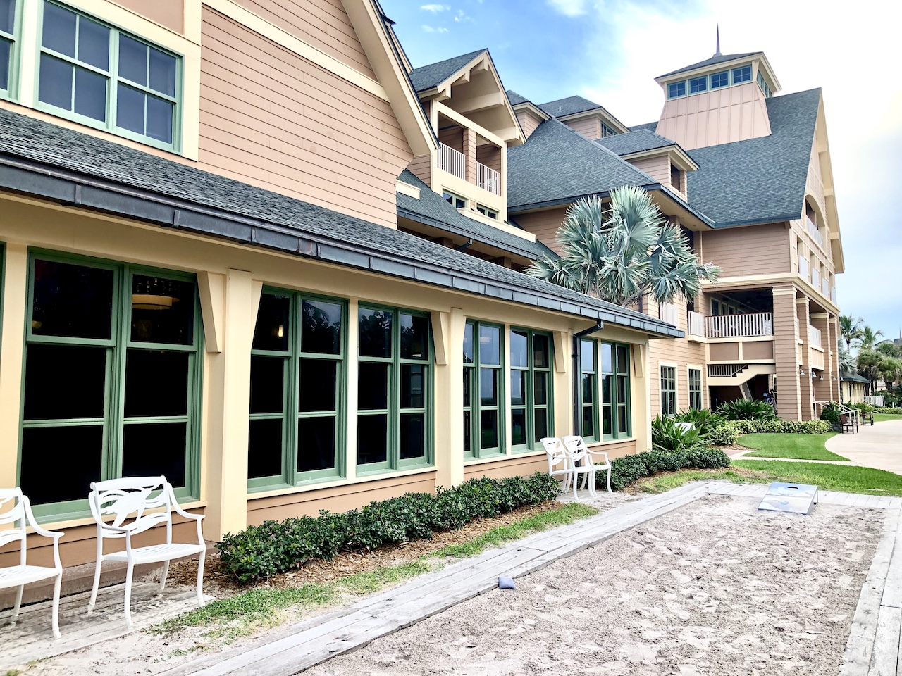 A beach vacation with Disney at Disney's Vero Beach Resort | Disney Resort on the beach | Florida Atlantic beach | Vero Beach, FL | Disney | Best beaches with kids | #disneyresort #disneyhotel #disneysverobeach #disneybeachresort #Disneyvacation