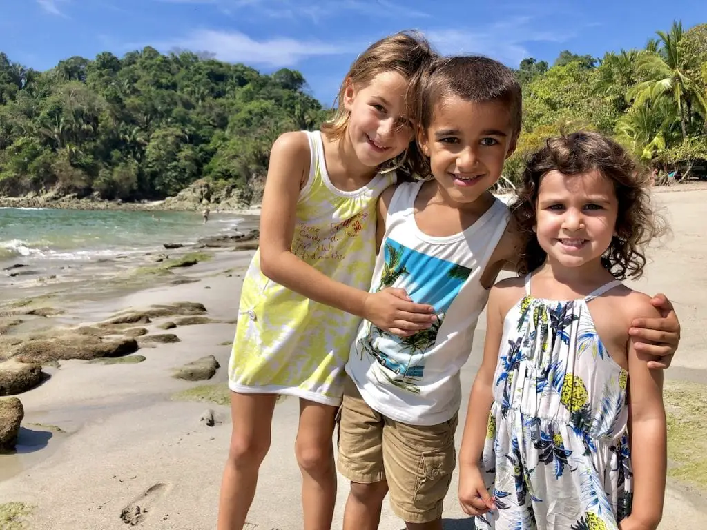 Parque Nacional Manuel Antonio with Kids | Costa Rica with kids | National Park Manuel Antonio | Playa Manuel Antonio | Traveling with kids | Central America | Family Travel Blog | #costarica #costaricawithkids #manuelantonio #parquenacionalmanuelantonio #traveltips #costaricatips #familytravel #travelfamily #familytravelblog