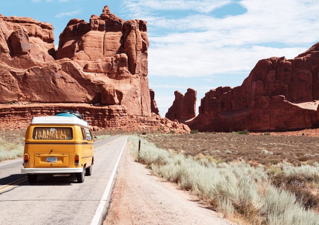 5 Survival Tips For Family Road Trips | Tips for surviving road trips with kids | Family travel tips | Traveling with kids | Car travel with kids | #familytravel #roadtrips #familytraveltips #roadtripswithkids