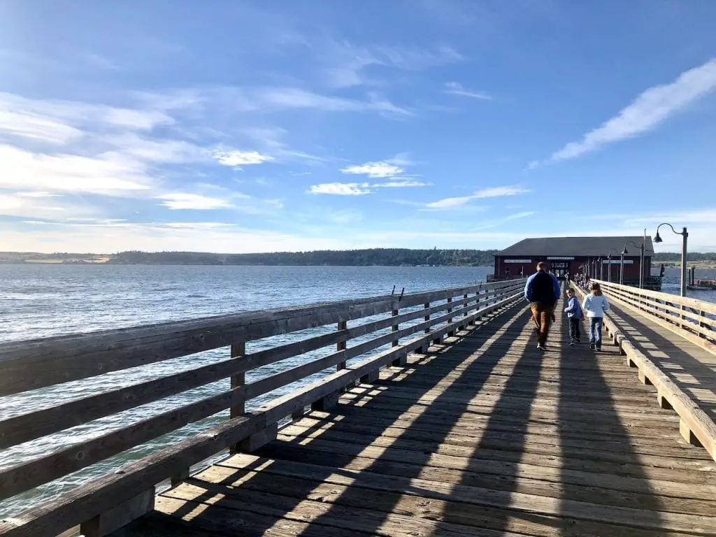 Family Roadtrip Through Washington State on the Cascade Loop | Island Adventures Whale Watching near Seattle | Whidbey Island | Fort Casey Inn | San Juan Islands | Whale Watching Cruise | Family Travel | #familytravel #familyroadtrip #cascadeloop #washingtonstate #whalewatching