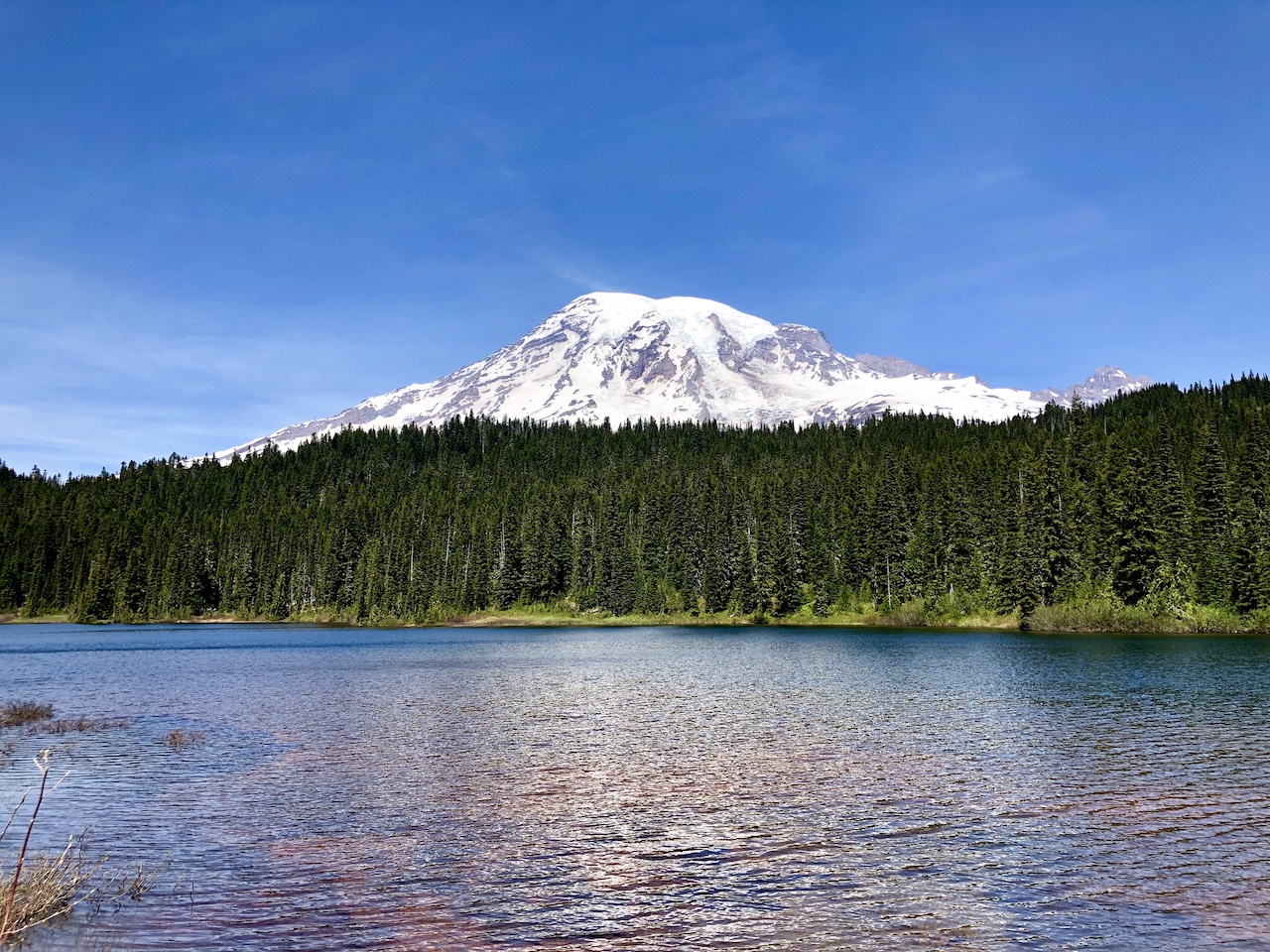 Mt Rainier Washington, Outdoors, WA Vacation T-Shirt