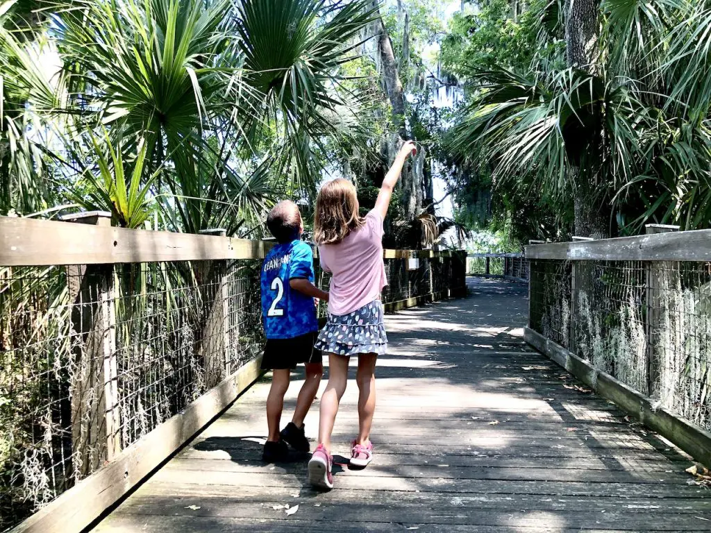 Biking the West Orange Trail with kids, in Orlando, FL | Orlando day trip | Orlando outdoor activity with kids | Orlando fun | Orlando with kids | Biking in Orlando | #familytravel #orlando #orlandowithkids #orlandofun #orlandobiking