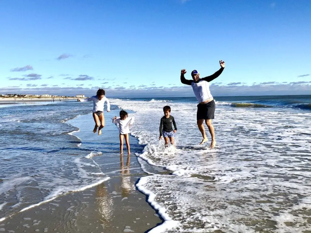 Top Things To Do, See, and Eat in Jacksonville, FL With Kids | Jacksonville with kids | Florida destination | Florida with kids | Jacksonville Beach | Beach vacation with kids | Florida beaches | Surf lesson in Florida | Family surf lesson in Jacksonville | North Florida | Jacksonville travel guide | #familytravel #onlyinjax #jacksonvillebeach #beachtravel #familytravelblog #jacksonville #floridatravel