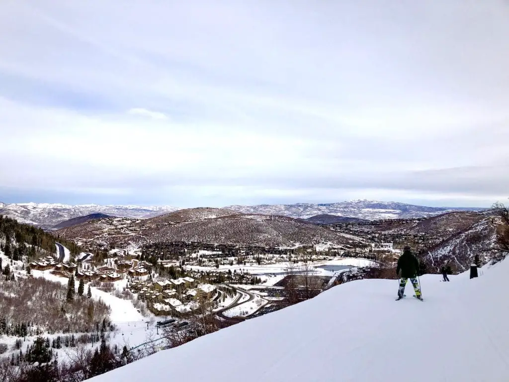 Deer Valley Resort - A Dream Come True For Family Ski | Skiing with kids at Deer Valley | Ski Utah | Family winter vacation to utah | Family ski trip to Utah | Deer Valley luxury family ski | Utah ski | US Travel with kids | #skiutah #deervalley #familytravelblog #luxuryfamilyski #luxuryfamilytravel #utahski #familytravelblog #travelblogger