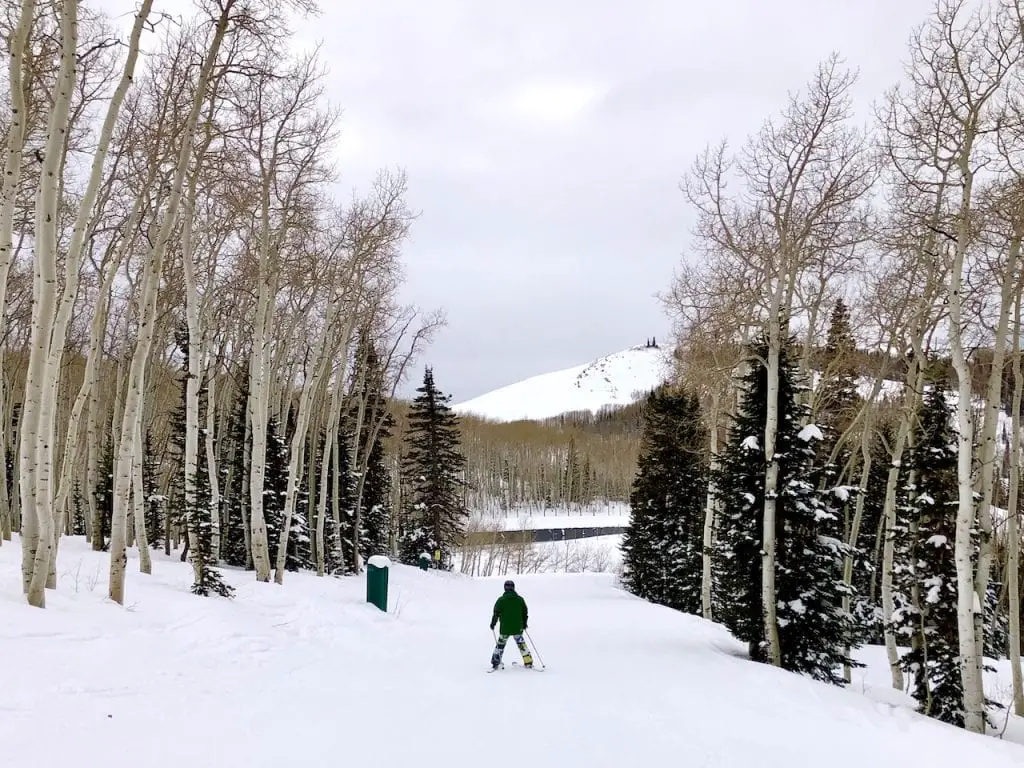 Deer Valley Resort - A Dream Come True For Family Ski | Skiing with kids at Deer Valley | Ski Utah | Family winter vacation to utah | Family ski trip to Utah | Deer Valley luxury family ski | Utah ski | US Travel with kids | #skiutah #deervalley #familytravelblog #luxuryfamilyski #luxuryfamilytravel #utahski #familytravelblog #travelblogger