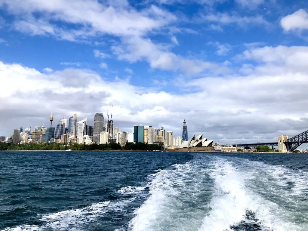 How To Visit Sydney, Australia With Kids | Captain Cook Cruises | Sydney Harbour Cruise | Hop On Hop Off Cruise In Sydney | Sydney With Kids | Australia Family Travel | Best Way To Visit Sydney With Kids | #captaincookcruises #hoponhopoff #sydney #sydneyaustralia #sydneywithkids