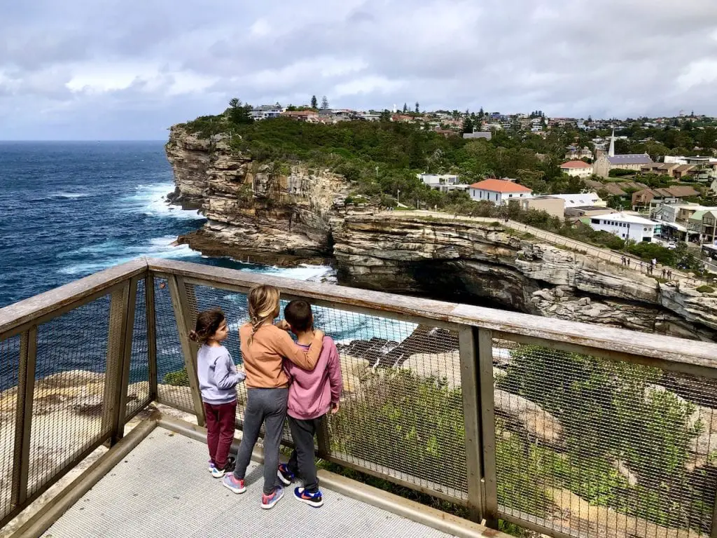 How To Visit Sydney, Australia With Kids | Captain Cook Cruises | Sydney Harbour Cruise | Hop On Hop Off Cruise In Sydney | Sydney With Kids | Australia Family Travel | Best Way To Visit Sydney With Kids | #captaincookcruises #hoponhopoff #sydney #sydneyaustralia #sydneywithkids