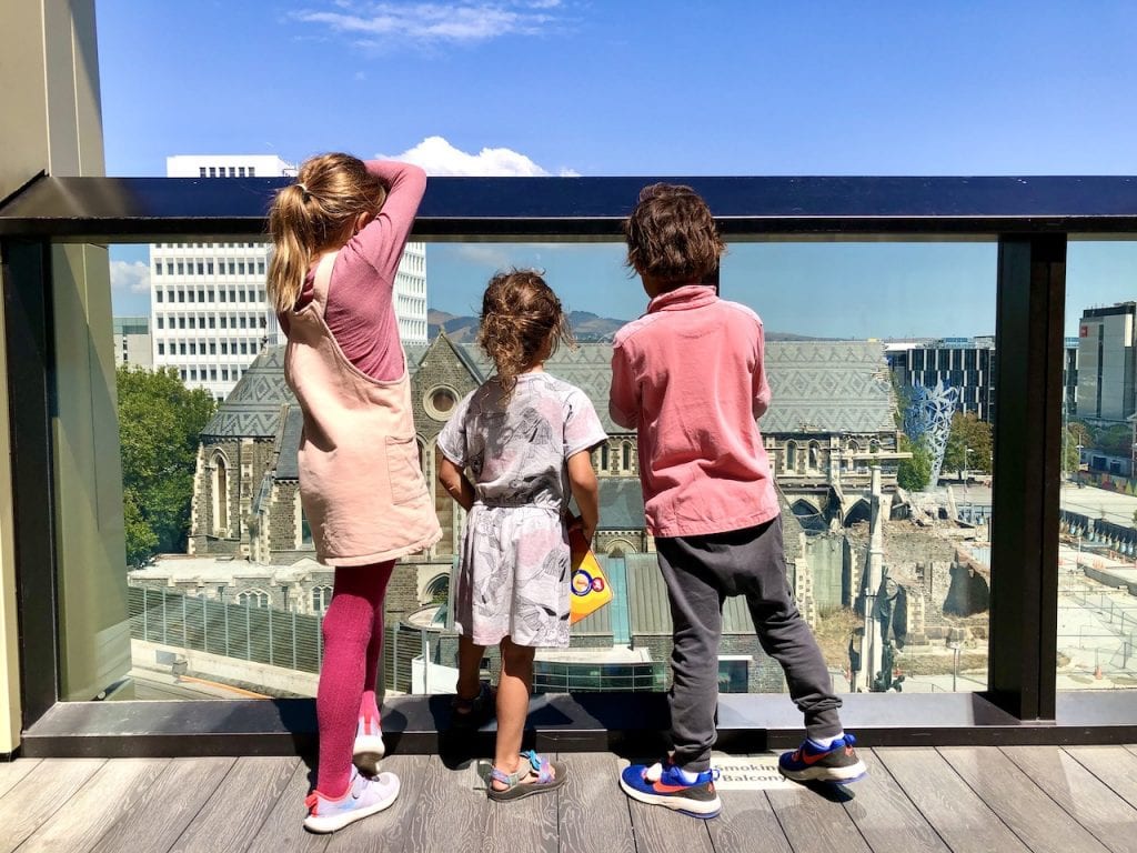 What To Do In Christchurch, New Zealand With Kids | Free things to do with kids in Christchurch, New Zealand | Christchurch travel | New Zealand with kids | New Zealand Travel | Family Travel | International travel with kids | #christchurch #christchurchnz #christchurchwithkids #newzealandtravel #visitchristchurch #visitnz #visitnewzealand #fulltimetravel #worldtour #familytravel #travelingfamily