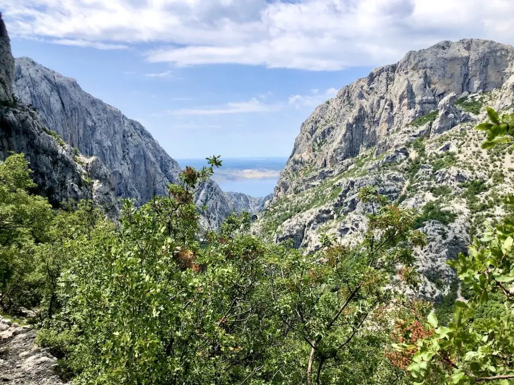 Hiking Paklenica National Park With Kids | Croatia Travel | Traveling to Croatia with kids | Kids hiking tips | Croatian national parks | Paklenica National Park tips | Tips for hiking with kids | Family travel | #familytravel #paklenica #paklenicanp #Croatia #croatiatravel #paklenicatips #hikingwithkids