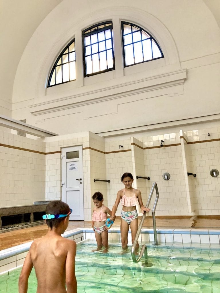Budapest Thermal Baths With Kids - What To Know Before You Go | Lukacs Bath Budapest | Szechenyi Baths | Budapest baths with kids | Budapest thermal pools | Hungary travel | Visit Budapest | Budapest travel blog | Budapest with kids | #budapest #budapestwithkids #visitbudapest #budapestthermalbaths #szechenyibaths #lukacsbaths #visithungary