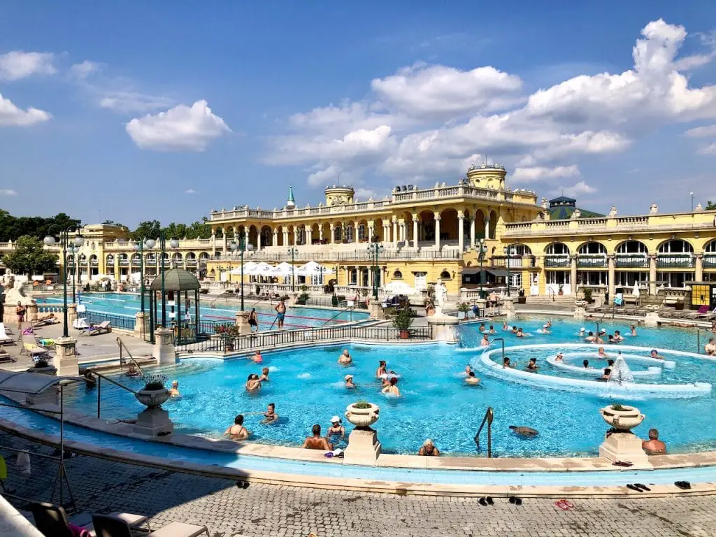 Budapest Thermal Baths With Kids - What To Know Before You Go | Lukacs Bath Budapest | Szechenyi Baths | Budapest baths with kids | Budapest thermal pools | Hungary travel | Visit Budapest | Budapest travel blog | Budapest with kids | #budapest #budapestwithkids #visitbudapest #budapestthermalbaths #szechenyibaths #lukacsbaths #visithungary